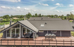 Beautiful Home In Bogense With Kitchen